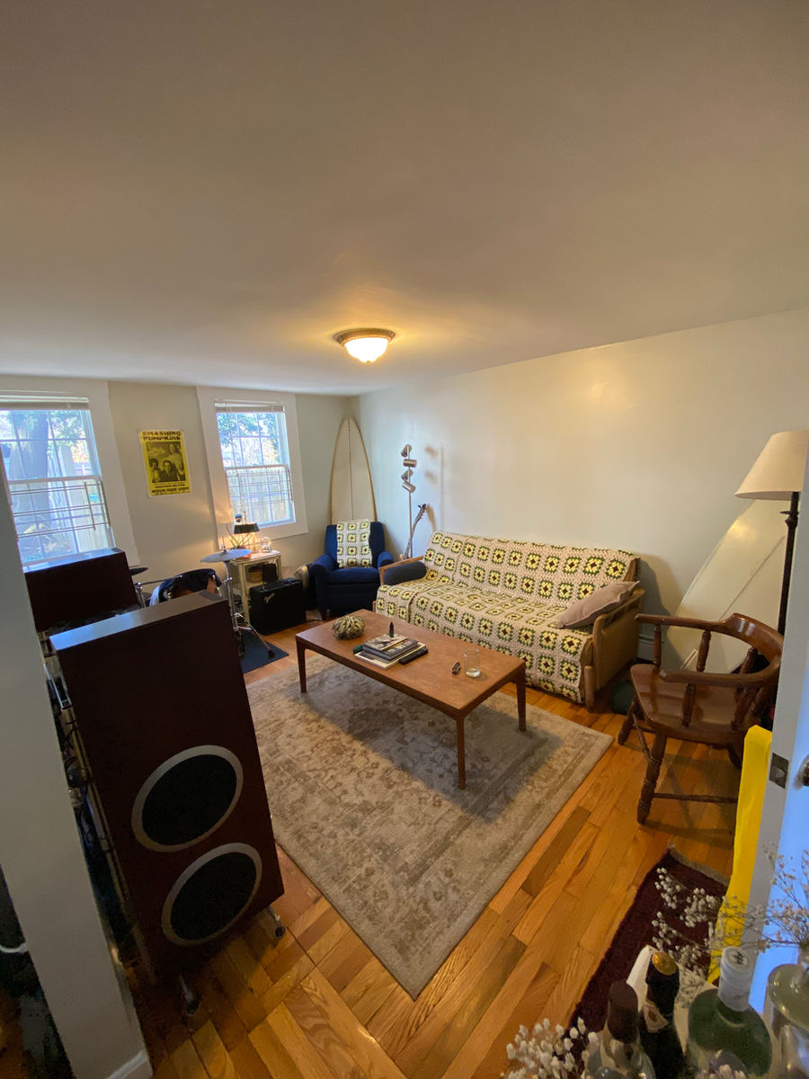 8 Mohawk Street, Full house